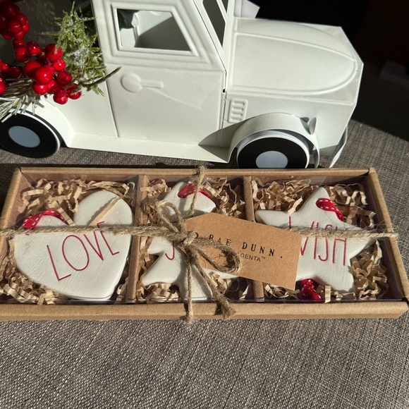 NEW 3 Pc SET Rae Dunn Adorable Ceramic Ornaments - LOVE, JOY, WISH w/red ribbon - Picture 8 of 10
